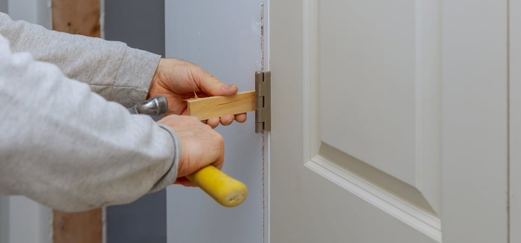 fiberglass entry door repair in St. Petersburg